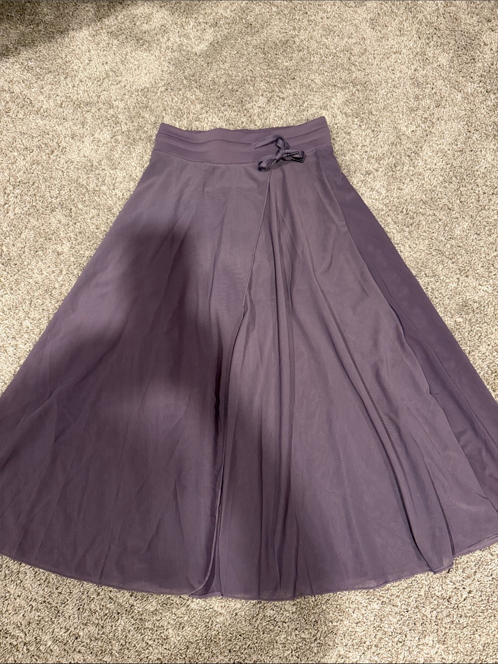 HALARA Plum A-Line Midi Skirt with Waist Tie